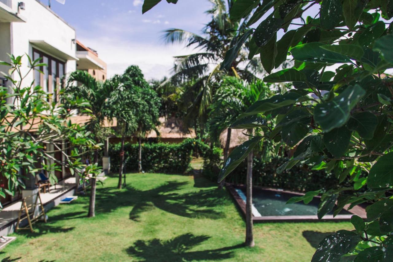 Riviera House Hotel Canggu  Exterior photo